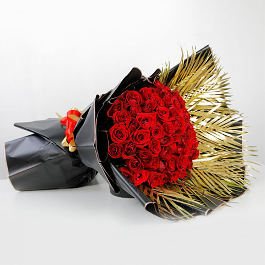 Elegant Red Roses Bouquet: Send Flowers to Qatar