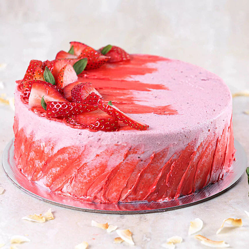 Strawberry Flavour Cake: Gifts to Doha