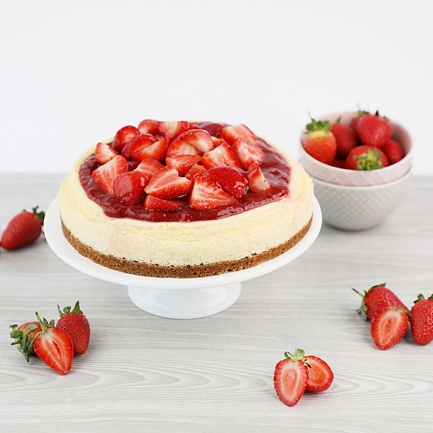 Strawberry Cheesecake: Cake Delivery in Qatar