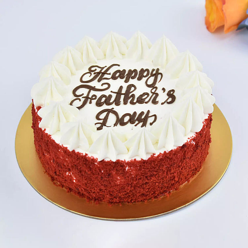 Fathers Day Special Red Velvet Cream Cake: Fathers Day Gifts to Qatar