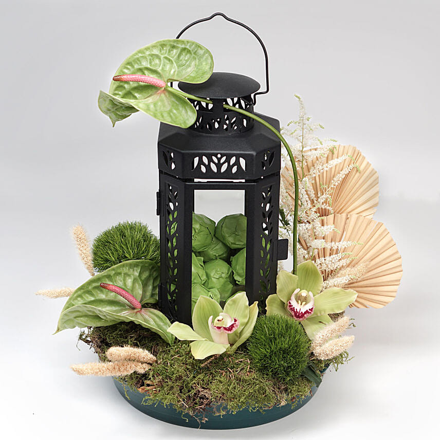 Mixed Flowers With Lantern & Chocolates: 