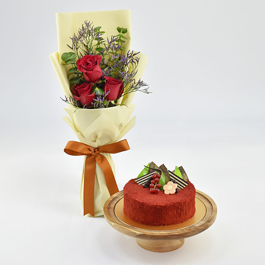 Red Velvet Cake and Bunch of 3 Red Roses: Send Romantic Gifts To Qatar