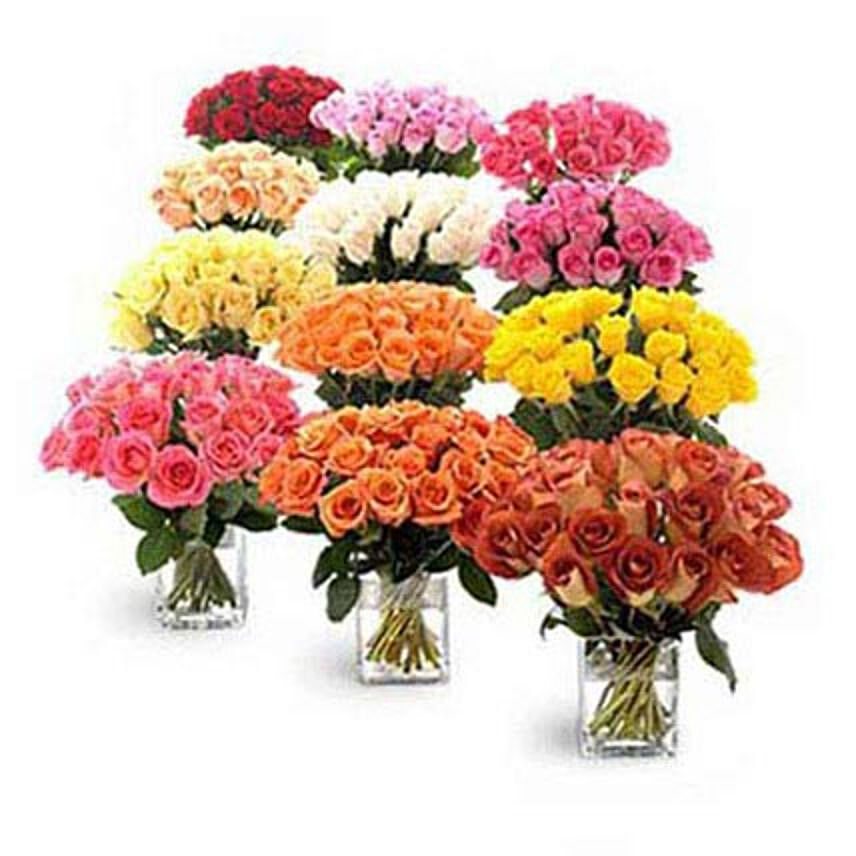12 فازة ورد ملونة جميلة كل منها يحتوي على 20 وردة: أرسل هدايا رومانسية إلى قطر