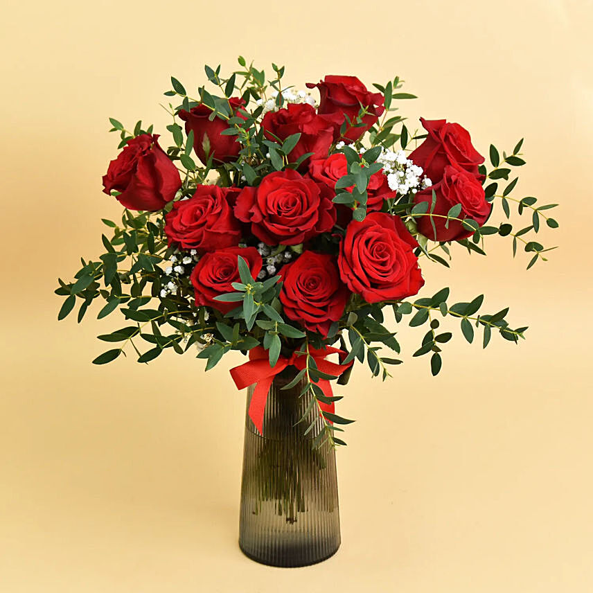 12 Red Roses in Premium Vase: Valentines Day Gifts to Qatar
