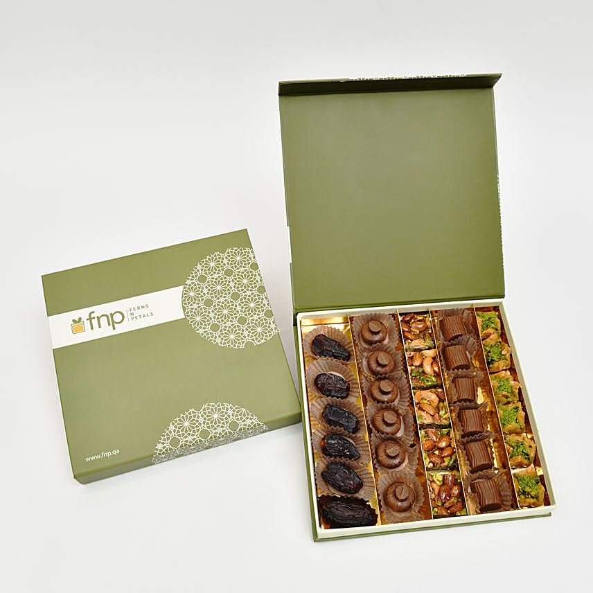 Arabic Mix Sweets Box: Send Sweets To Qatar