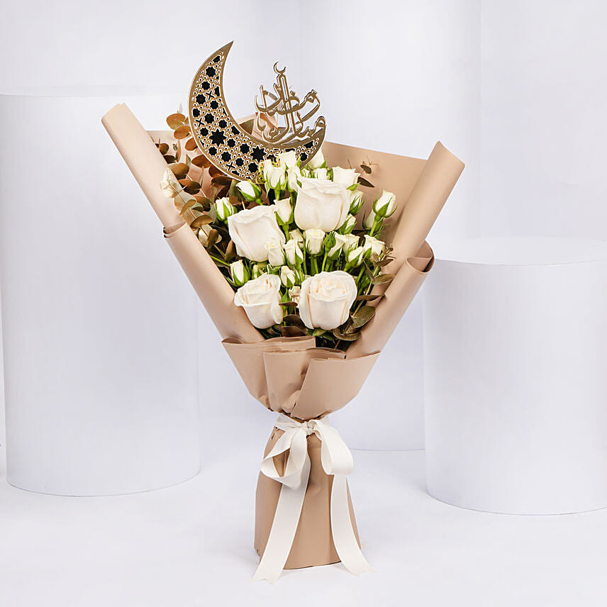 White Rose Bouquet for Ramadan: هدايا رمضان في قطر