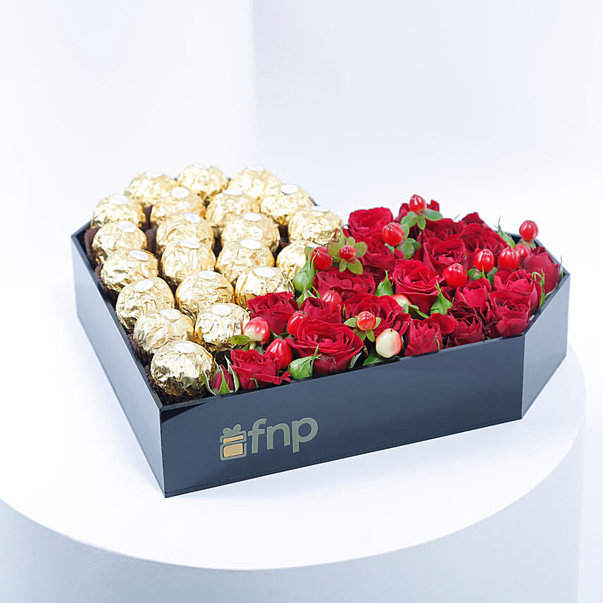 Romantic Delights Heart Box: 
