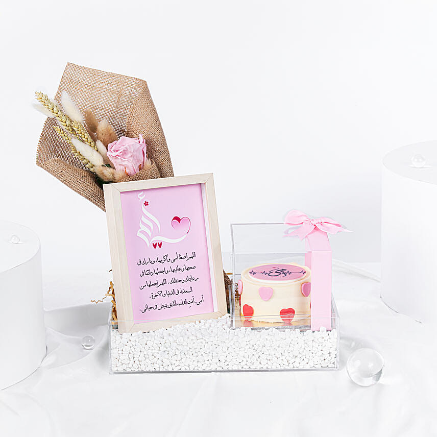 Forever Pink Treasure Tray: Flower and Cakes Delivery in Qatar