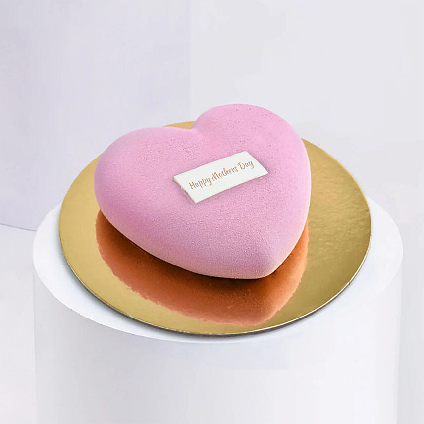 Red Velvet Heart Cake: Send Mothers Day Gifts to Qatar