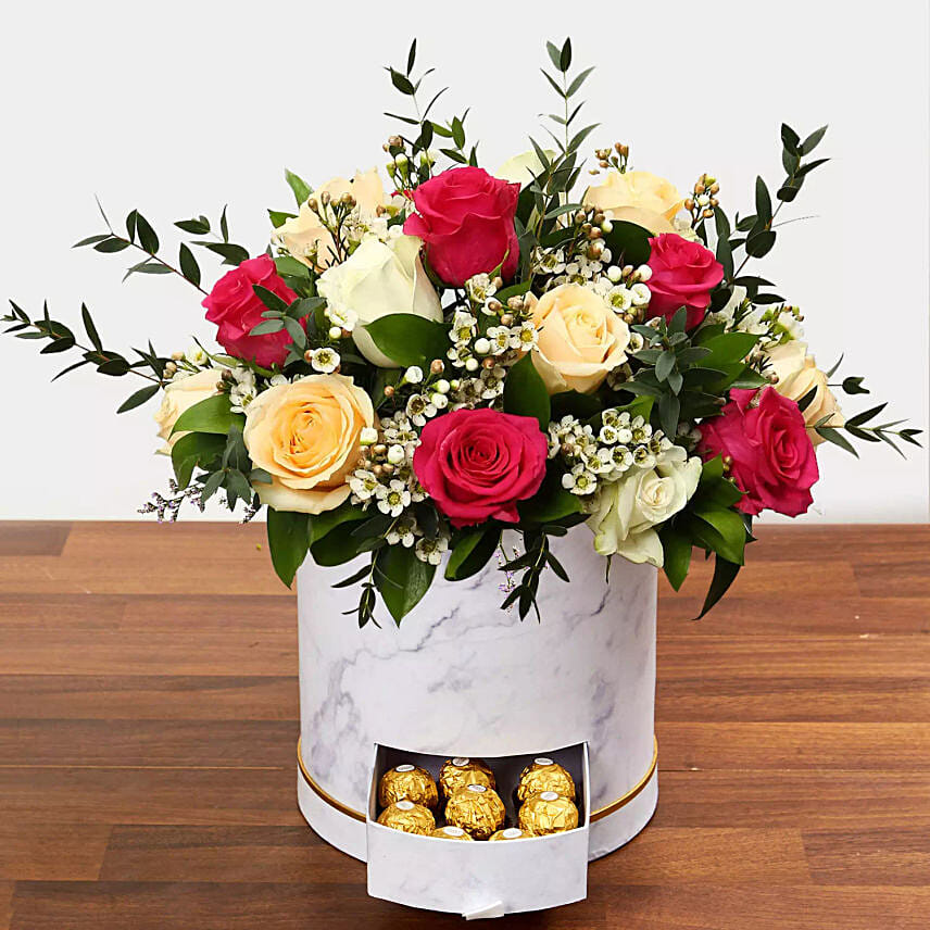 Beautiful Mixed Roses Arrangement: Send Gift Combos to Saudi Arabia