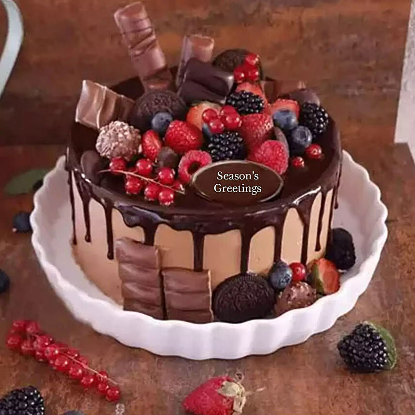 Candy Topped Chocolate Cake: Cake Delivery in Saudi Arabia