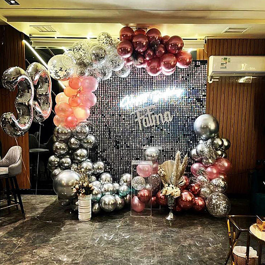 Personalised Glittery Birthday Balloon Decor: Send Balloons to Saudi Arabia