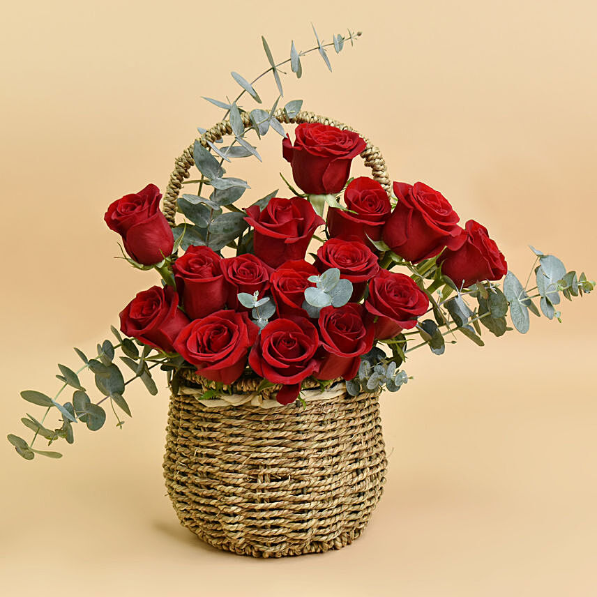 Basket of Love: Send Flowers to Saudi Arabia