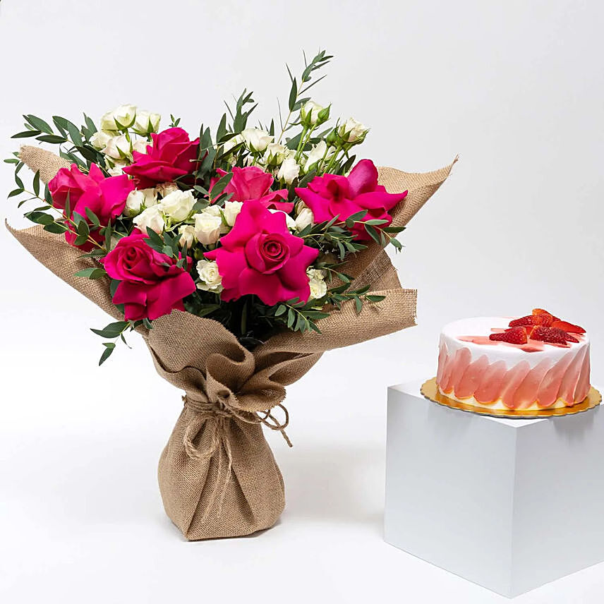 Beautifully Wraped Hand Bouquet with Strawberry Cake: Send Cake to Saudi Arabia