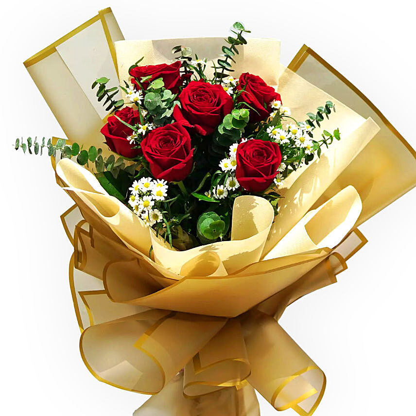 Pretty Red Roses Bouquet: Send Birthday Flowers to Singapore
