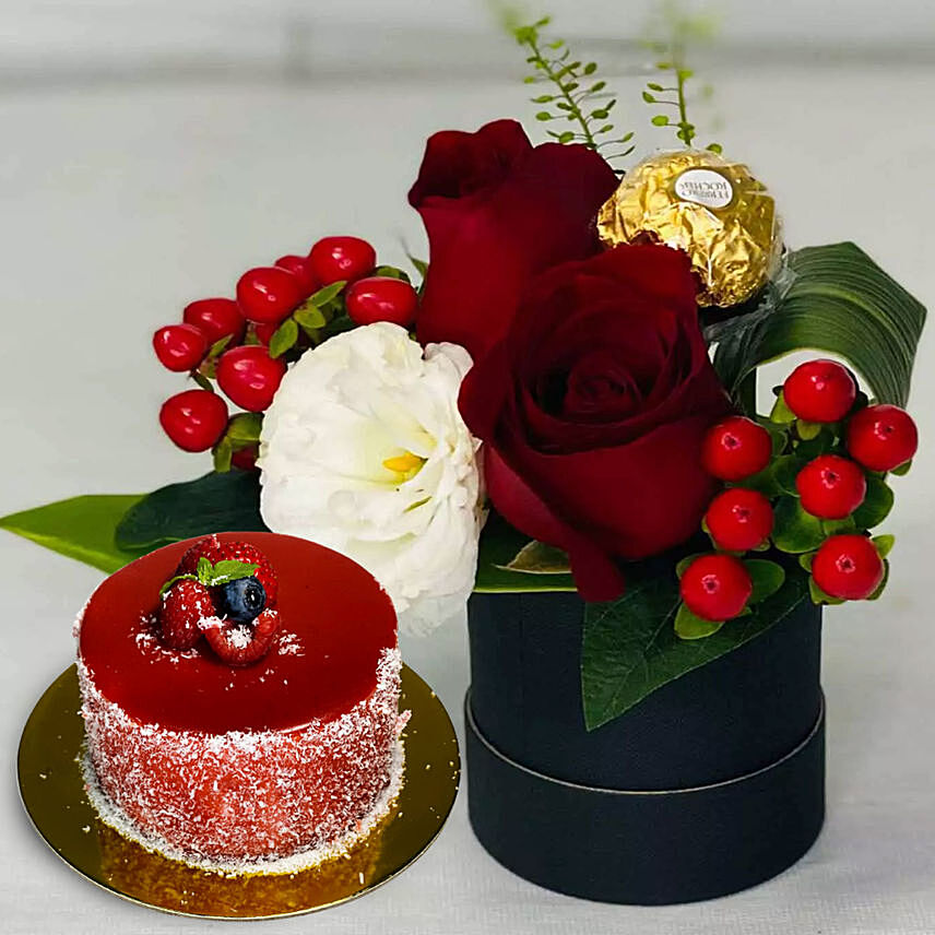 Roses And Rocher In The Box With Mini Mousse Cake: 