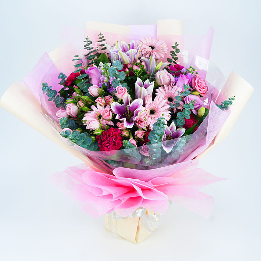 Flowers Beauty Bouquet: Gift Delivery Singapore