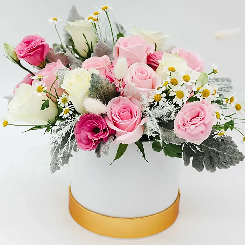 Elegant Mixed Flowers Bouquet: Gift Delivery Singapore
