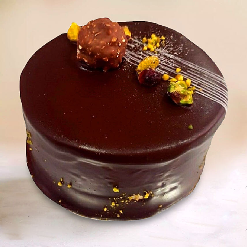 Luscious Ferrero Rocher Chocolate Cake: 