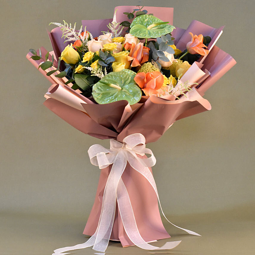 Enchanting Floral Bouquet: Send Miss-You Flowers To Singapore