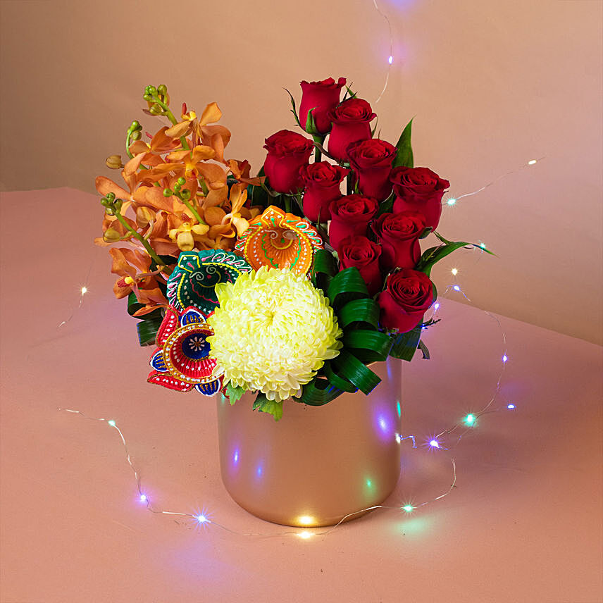Festive Appeal Flowers Vase N Diyas Combo: Send Diwali Gifts To Singapore