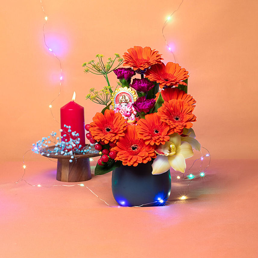 Fresh Blooms N Ganesha Idol Diwali Combo: 