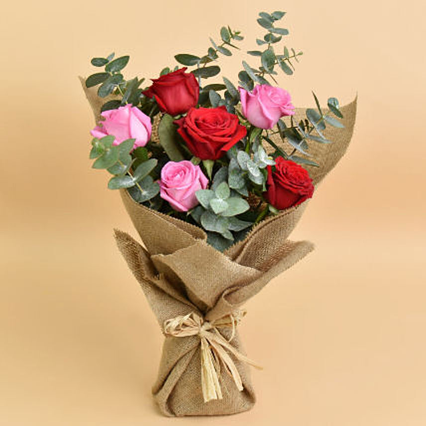 3 Pink 3 Red Roses Valentines Love Bouquet: 