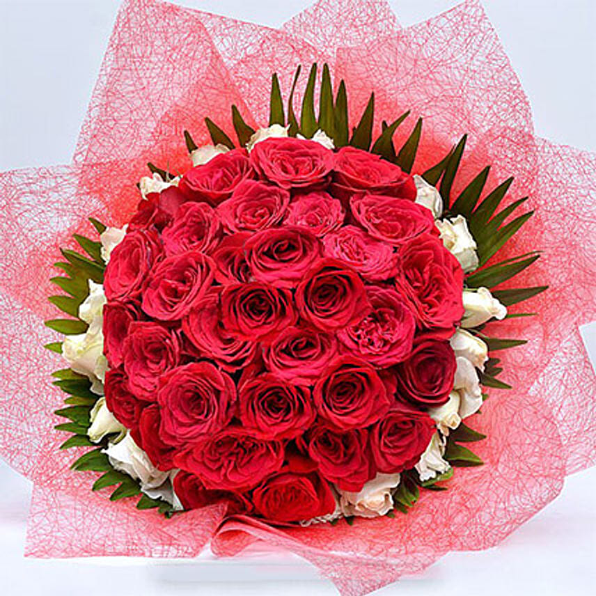 Blooming Rose Bouquet: Send Flowers To Sri Lanka