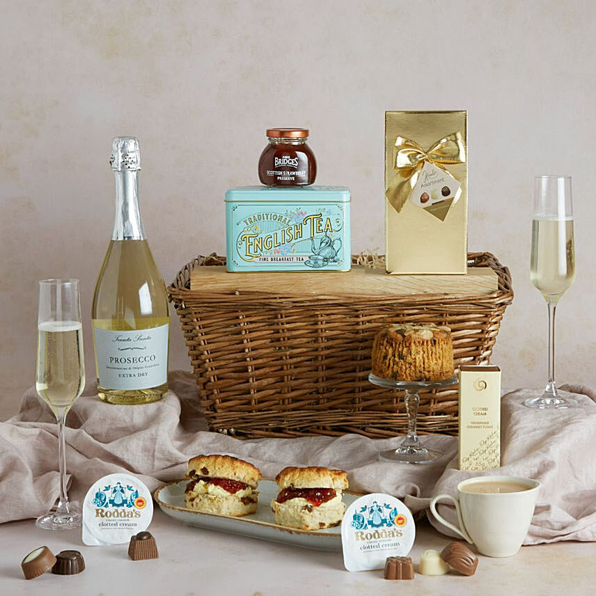Afternoon Tea With Prosecco Hamper: Send Mothers Day Gifts UK