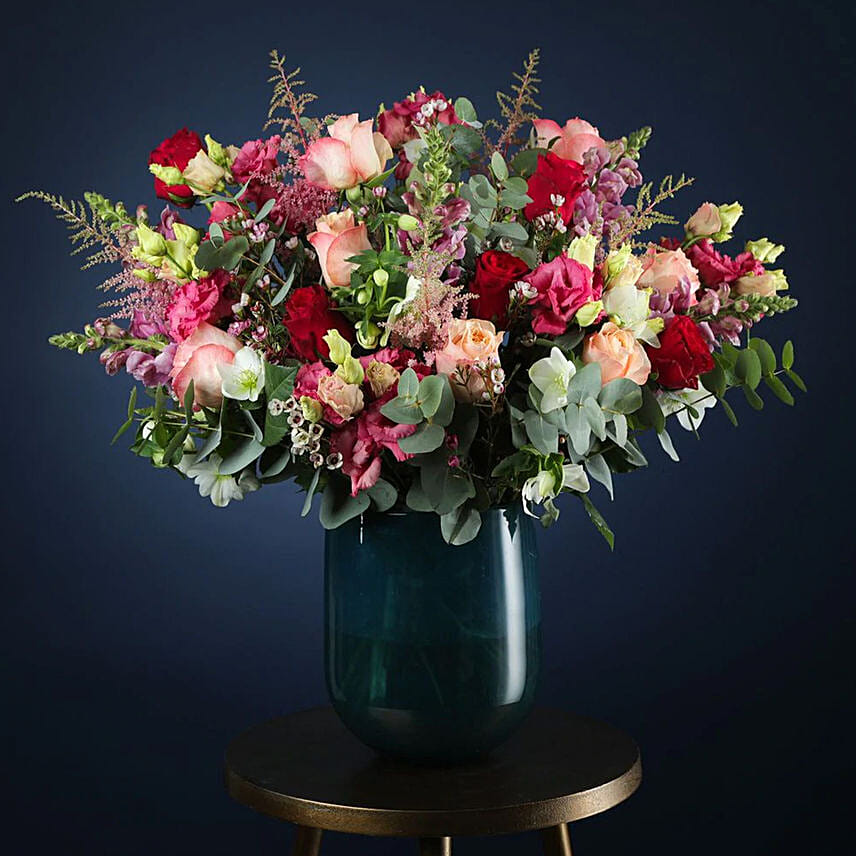 Mesmerising Mixed Blooms: 