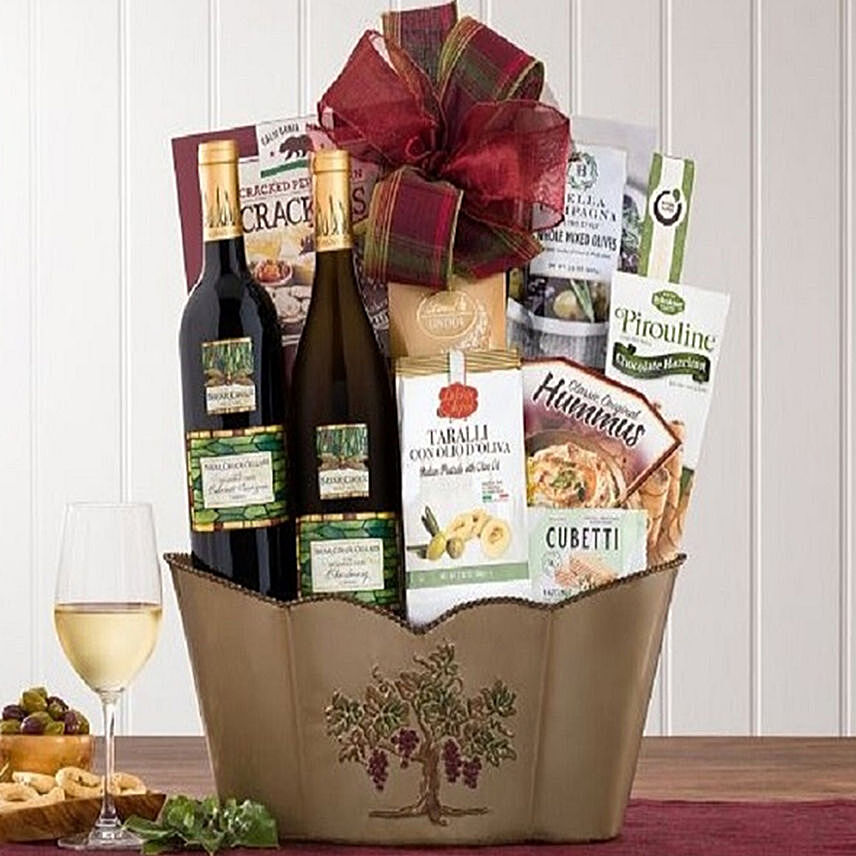 Double Delight Wine Basket: Send Gift To USA