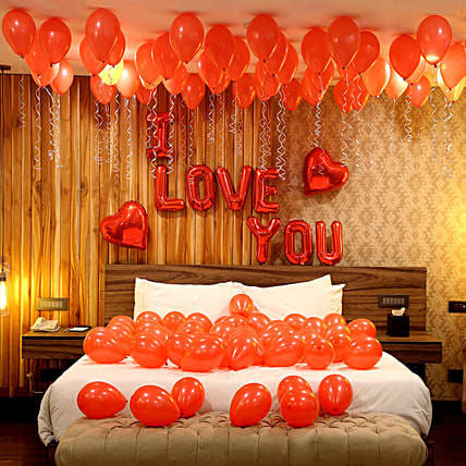 Romantic Red Themed Love You Balloon Decoration