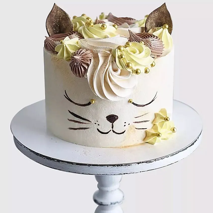 Cute Cat Fondant Cake Cute Cat Fondant Cake: