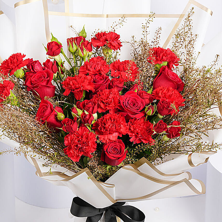 Carnations and Roses Blushes