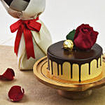 Half Kg Cake With 24 Pcs Ferrero And 6 Roses Bouquet