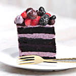 Delicious Chocolate Berry Cake Half Kg