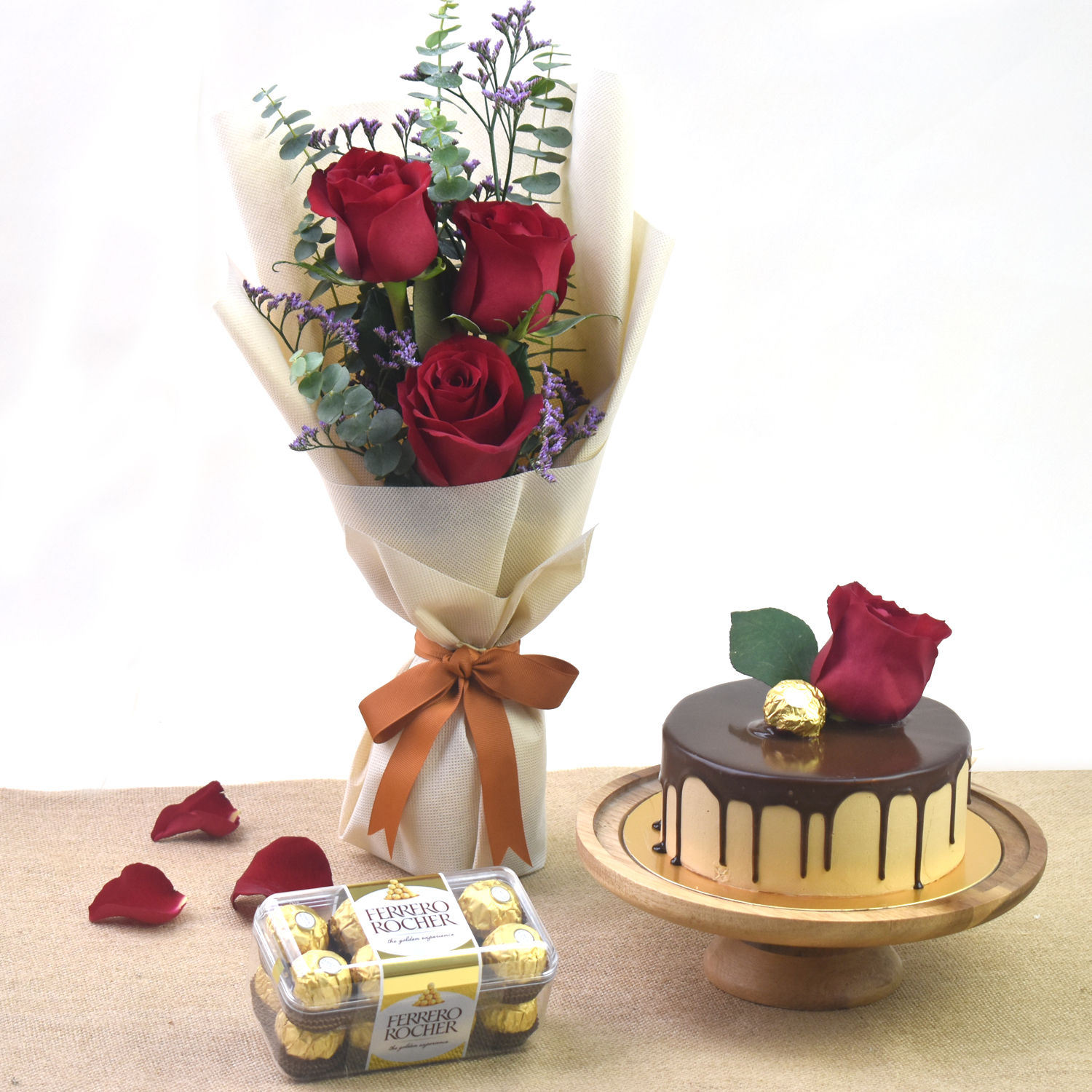 Online Half Kg Cake With 3 Roses Bouquet And 16 Pcs Ferrero Gift