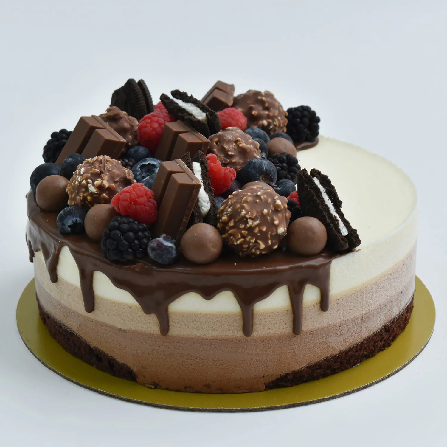 Online The Decadent Mousse Cake 4 Portion Gift Delivery in Bahrain FNP
