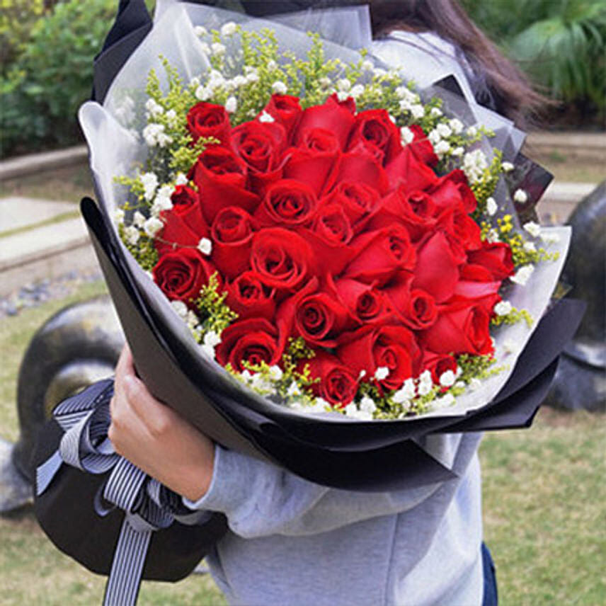 Romantic Red Rose Bouquet