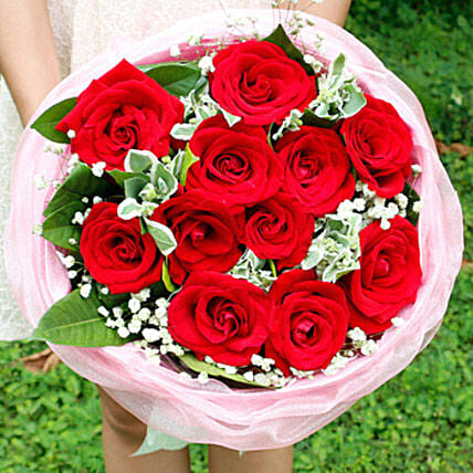 Love In Heart With Red Roses: Send Gifts To China