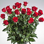 Heartfelt Love Red Roses In Glass Vase