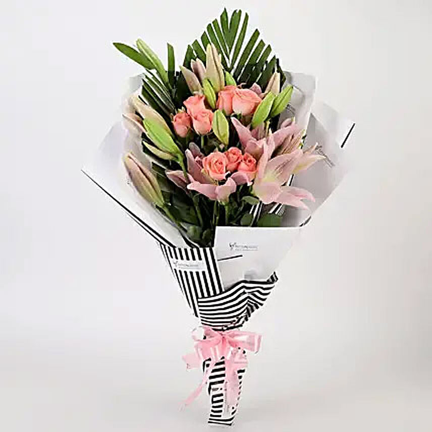 Roses and Lilies Striped Bouquet