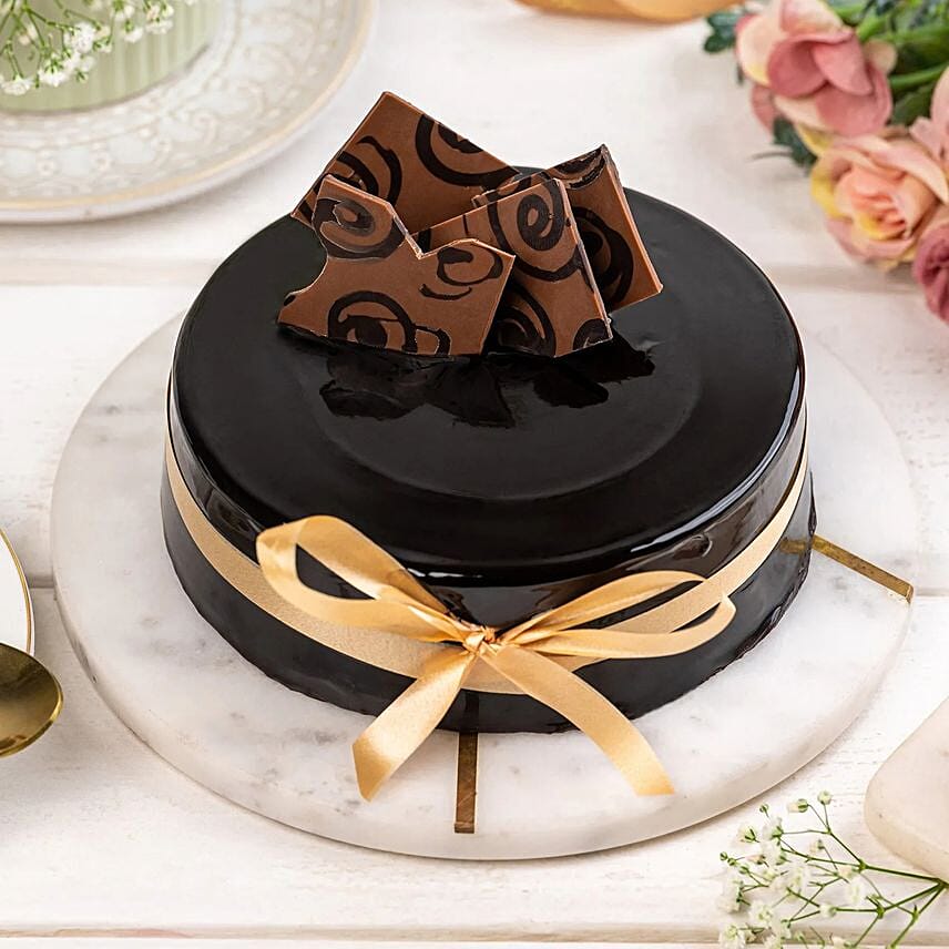 Decorated Chocolate Truffles Cake Half Kg: Cake Delivery to India