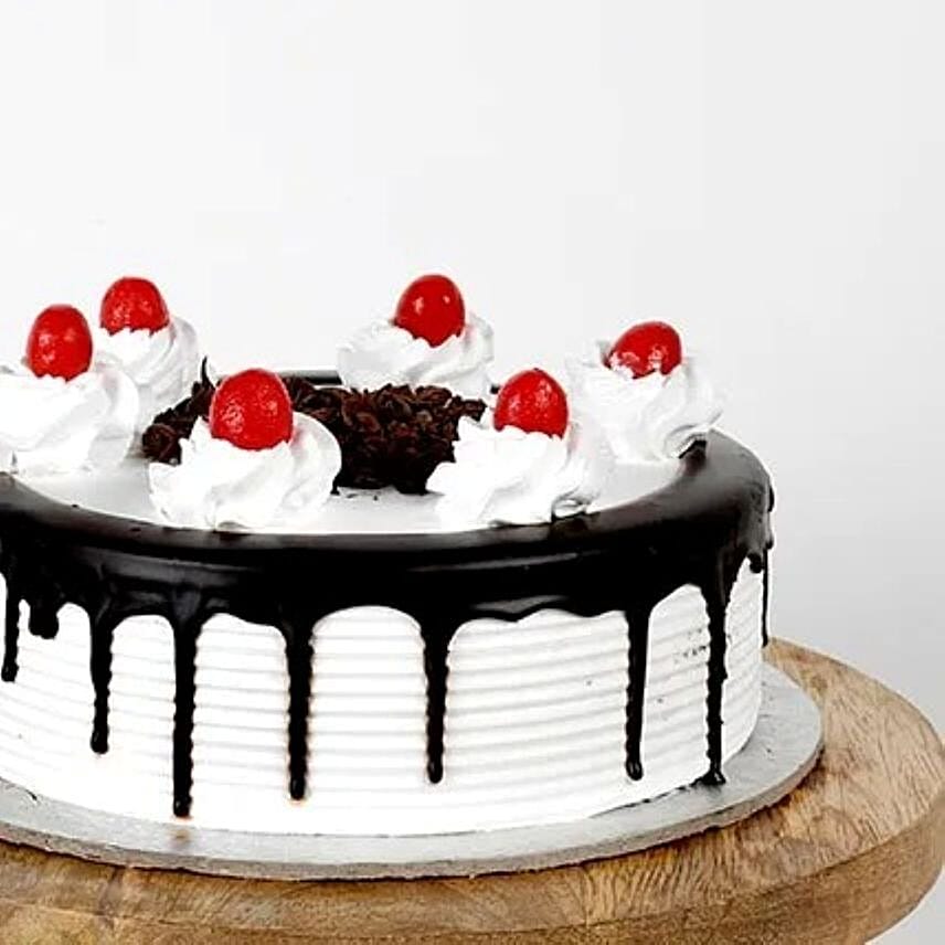 Black Forest Cakes Half kg