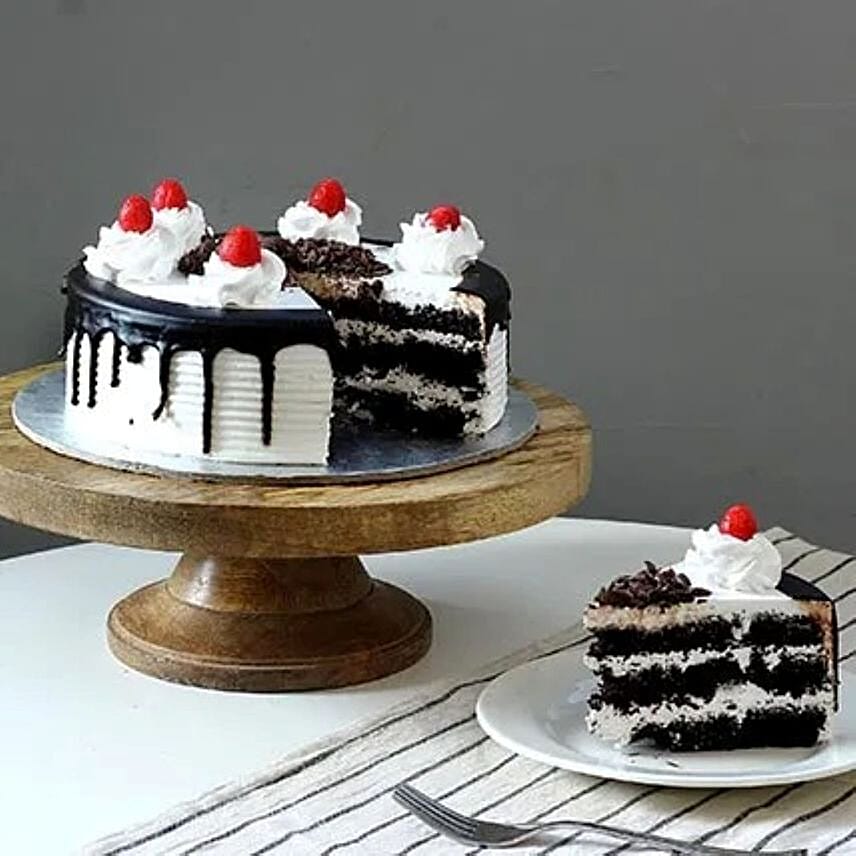 Black Forest Cakes Half kg