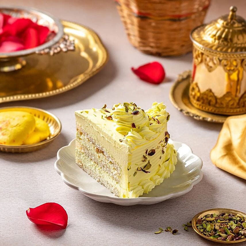 Butterscotch Cake With Rasmalai 1kg