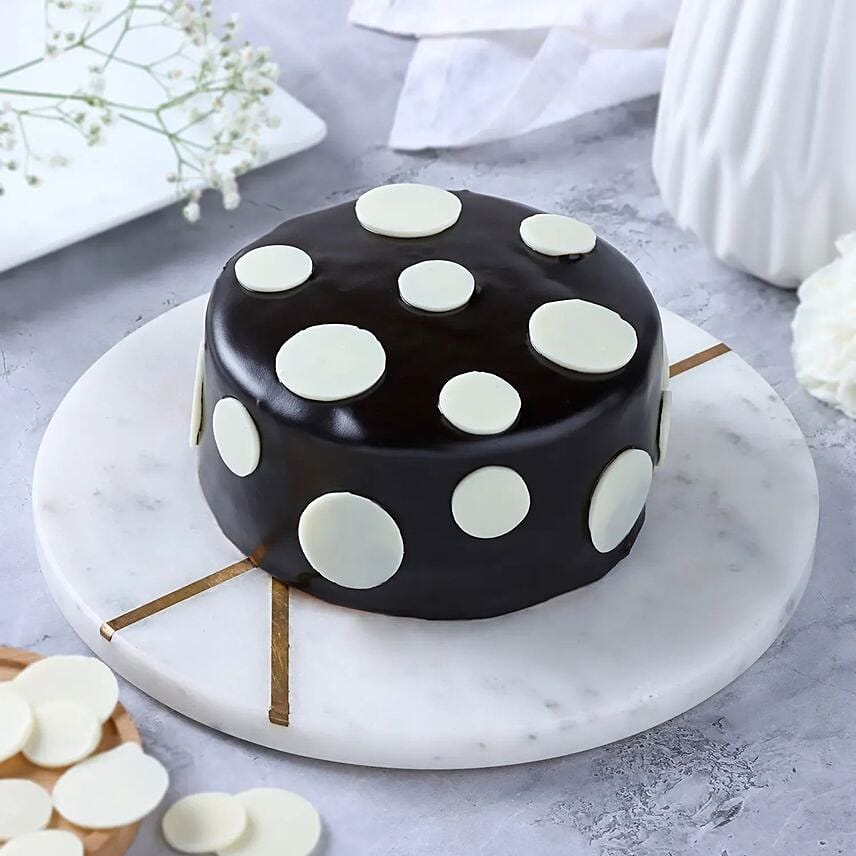Opulent Elegance Bouquet N Truffle Cake Combo