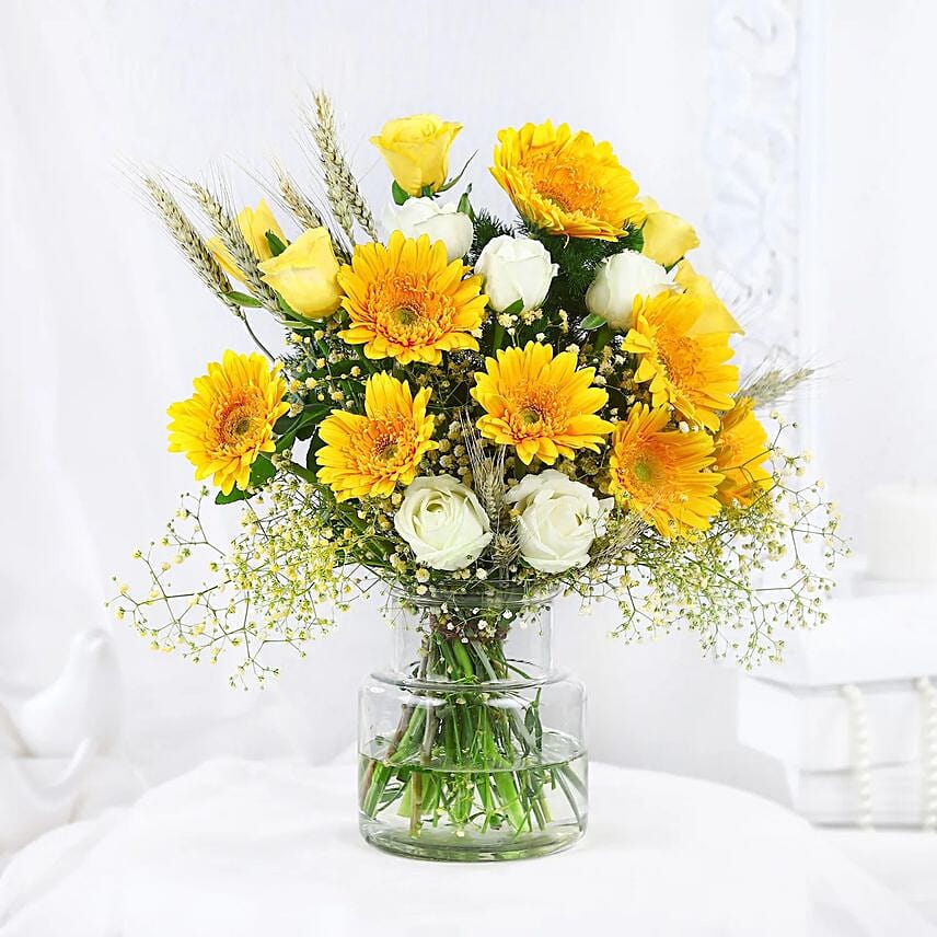 Sunny Vibes Roses N Gerberas Jar