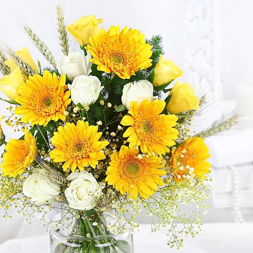 Sunny Vibes Roses N Gerberas Jar