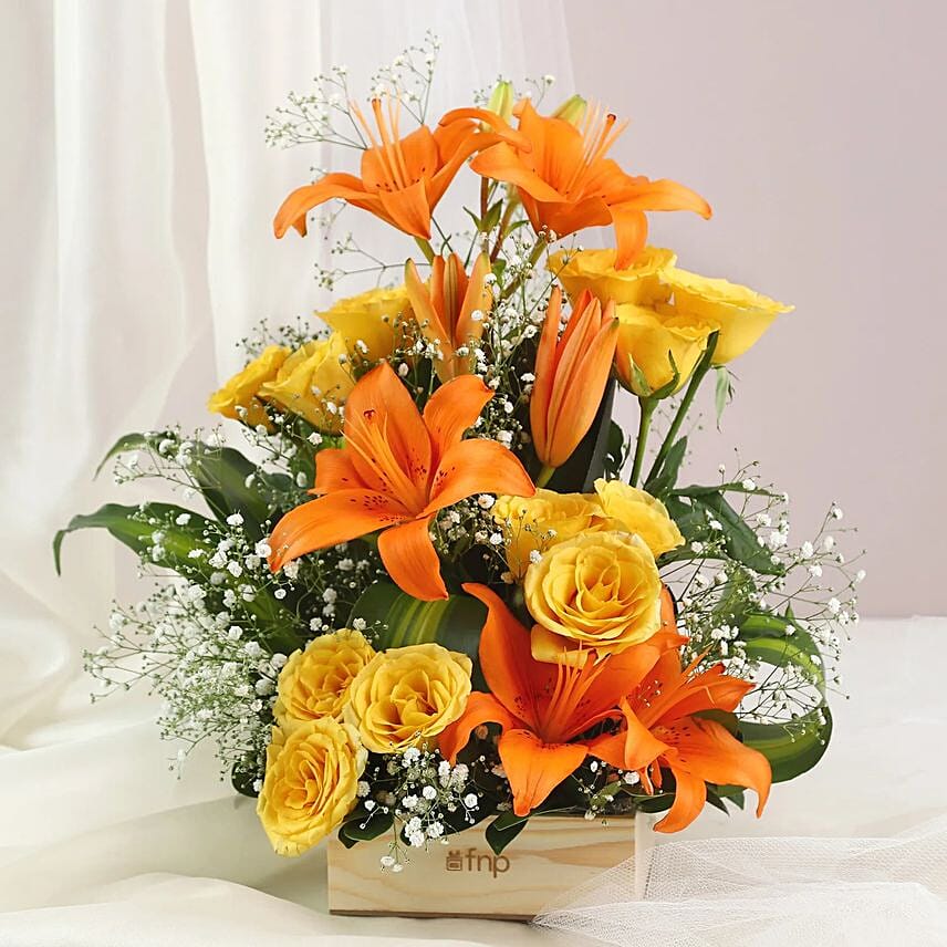 Sweet Expression Floral Arrangements: Flower Delivery to India